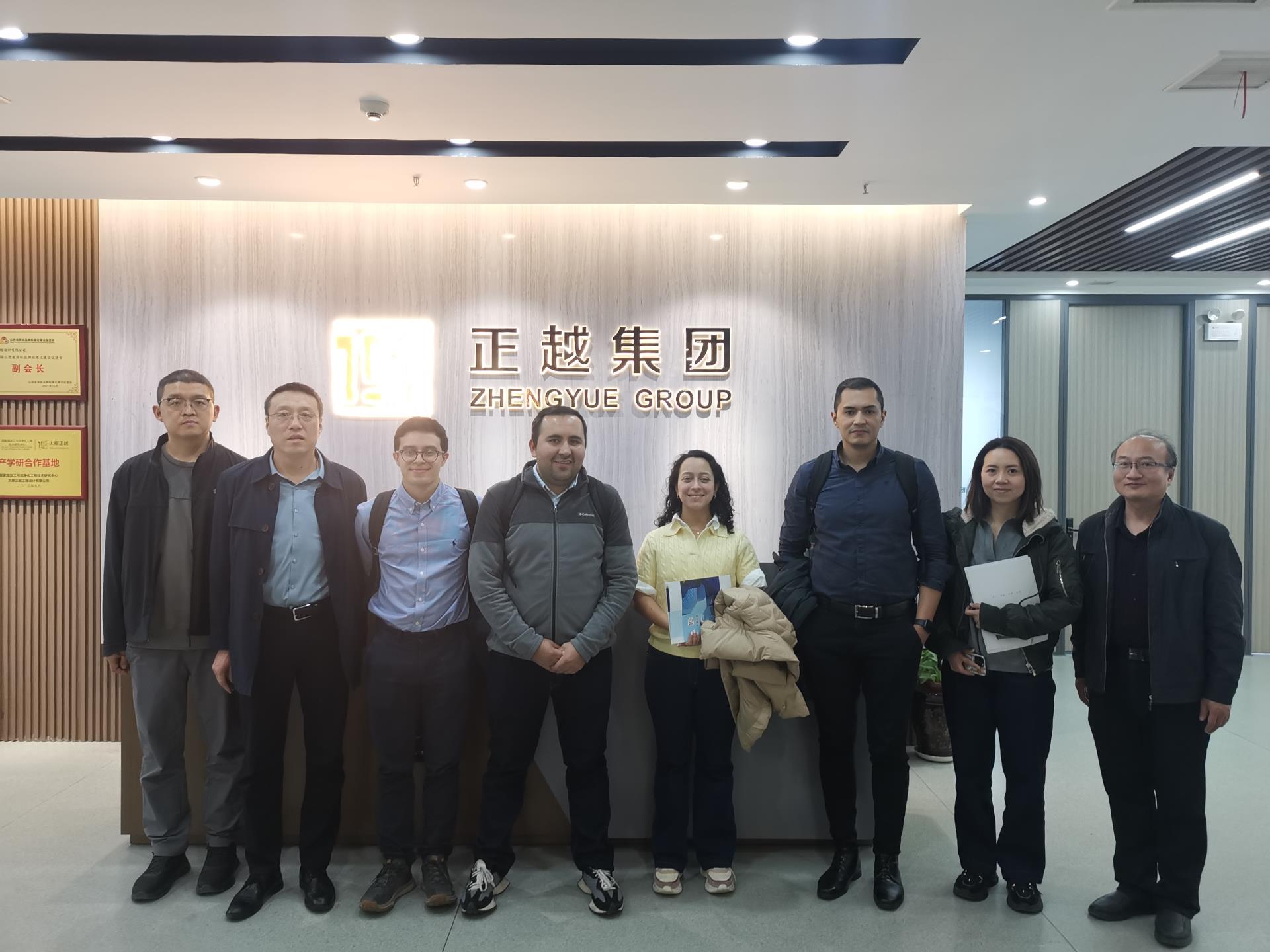 哥倫比亞MILPA公司來正越考察交流